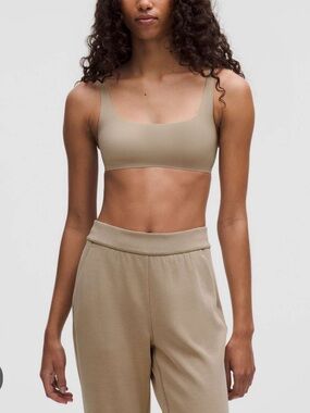 Lululemon Wundermost Ultra-Soft Nulu Scoop Neck Bra - Sheer Oak - Size 6